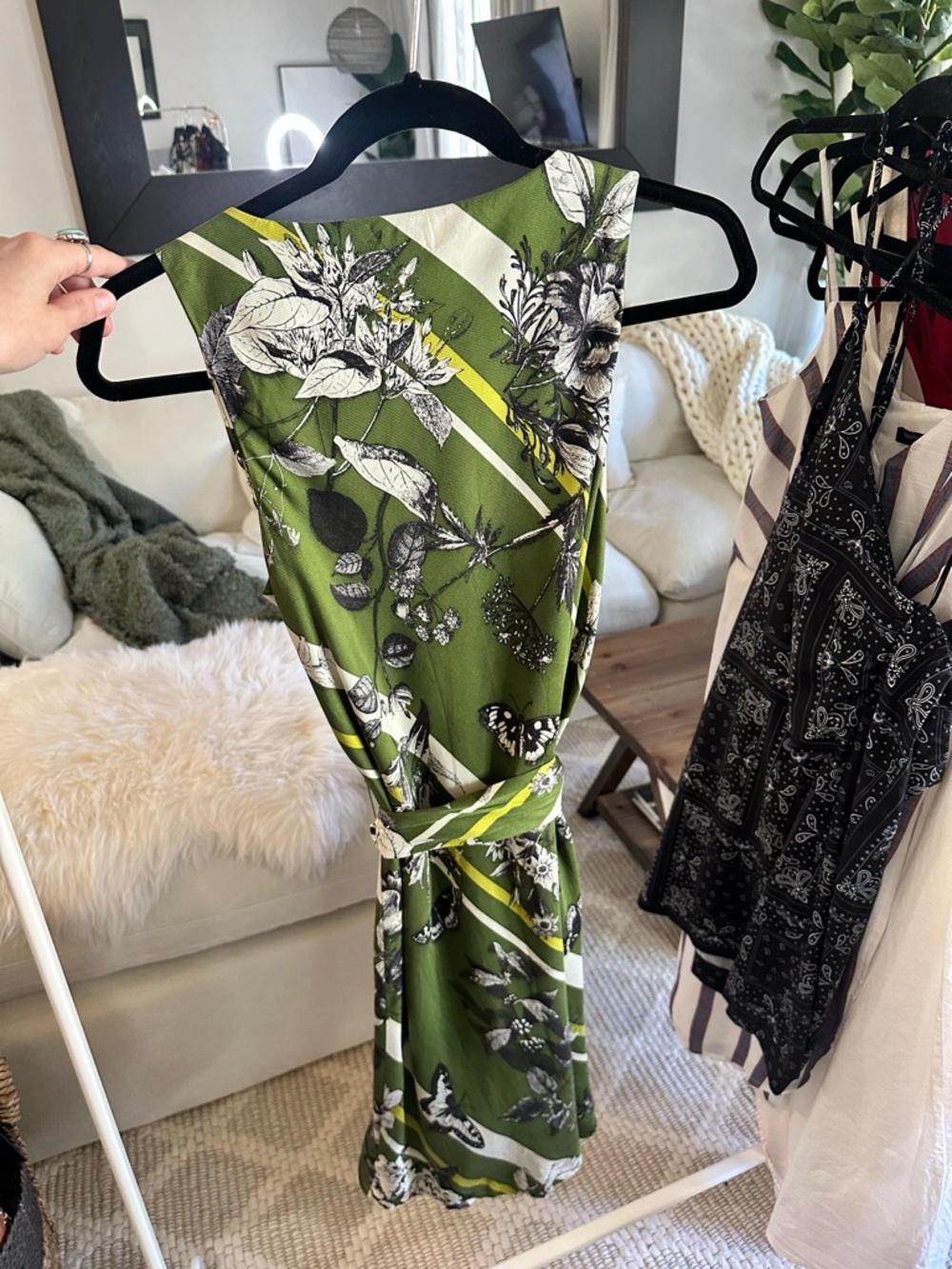 Talbots 100% Silk Olive Green Floral V-Neck Midi Dress with Belt - Picture 5 of 6
